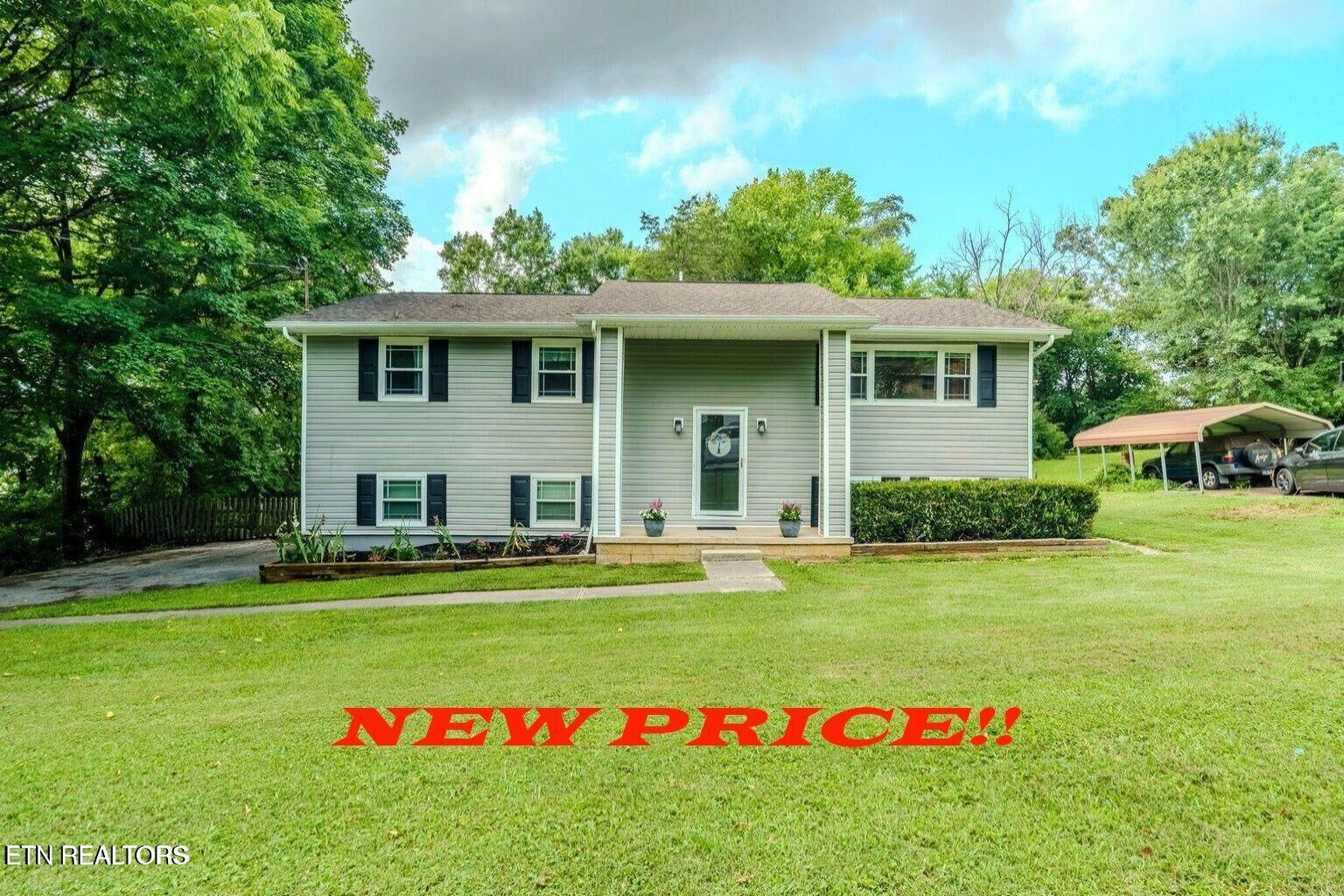 Property Photo: 10809 Ashford Drive TN 37934