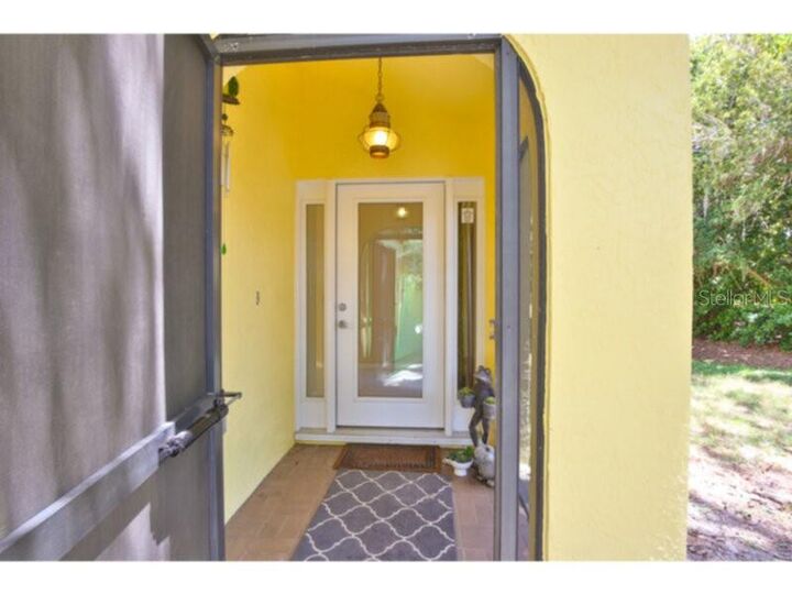 Property Photo: 4700 Tivoli Avenue FL 34235