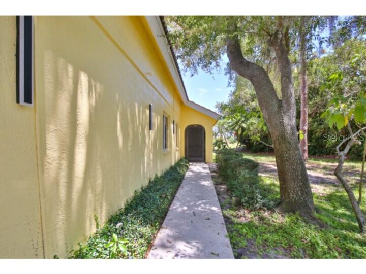Property Photo:  4700 Tivoli Avenue  FL 34235 