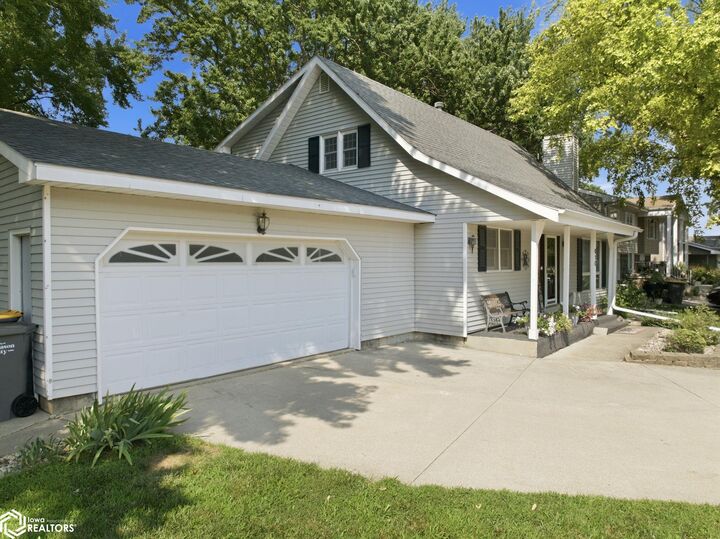 Property Photo:  610 S Monroe Court  IA 50401 