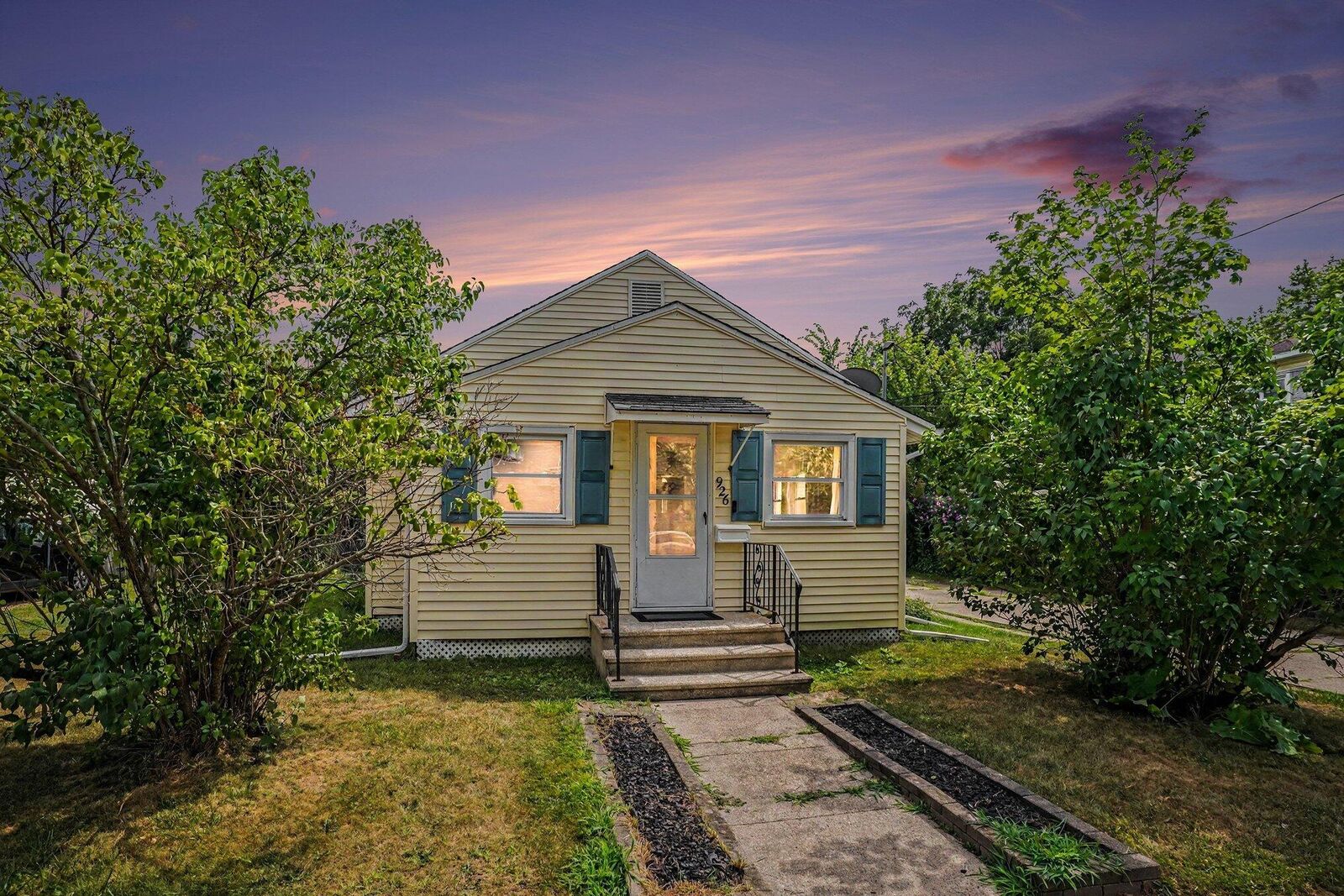 Property Photo: 926 Foley Street MI 49001