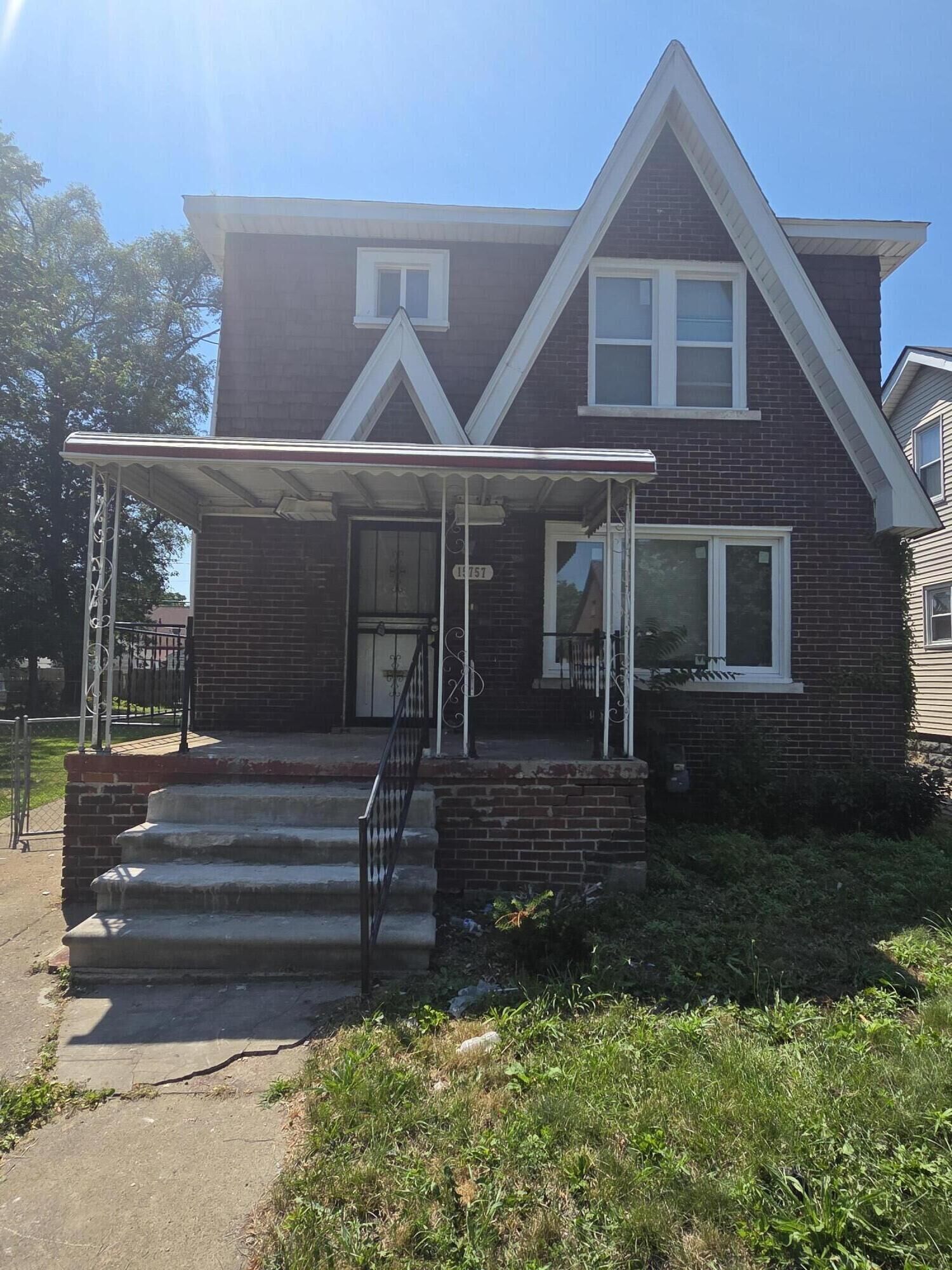 Property Photo:  15757 Pinehurst Street  MI 48238 