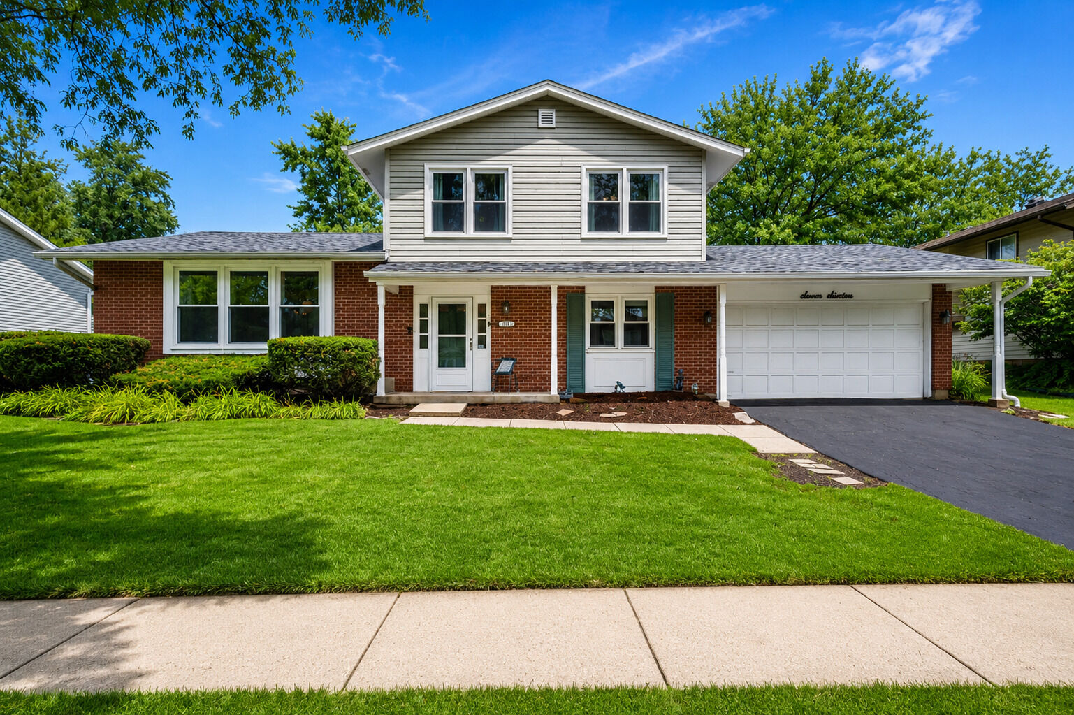 Property Photo:  716 Dorchester Drive  IL 60440 
