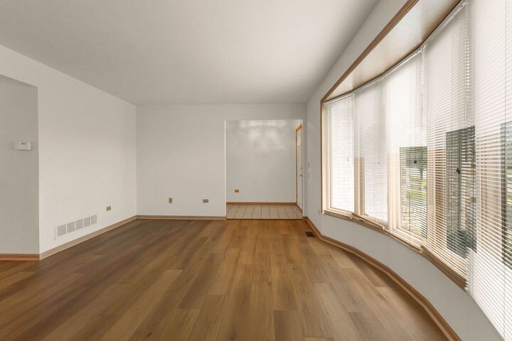 Property Photo: 9147 Boardwalk Terrace IL 60487
