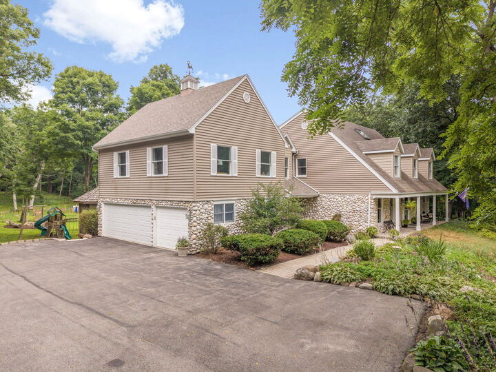 Property Photo:  8310 Mason Hill Road  IL 60098 