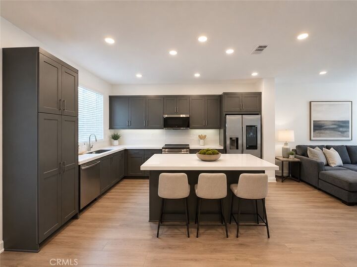 Property Photo:  852 Makani Street 4  CA 91911 