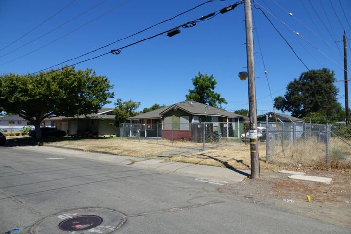 Property Photo:  3117 Gardendale Road  CA 95822 