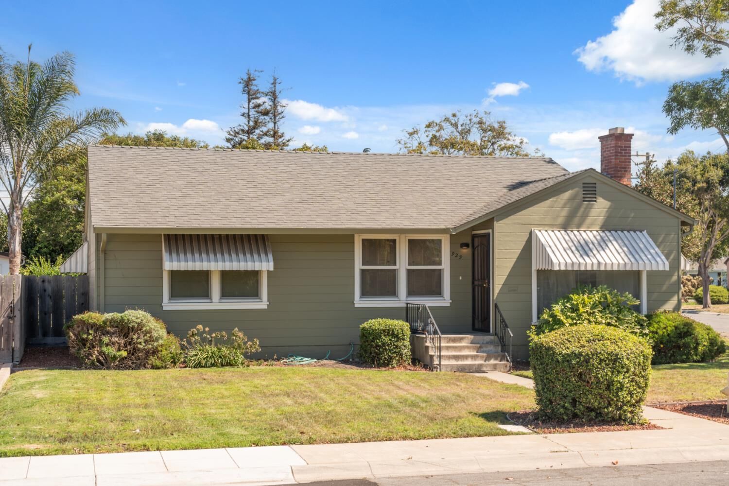 Property Photo: 929 Capistrano Drive CA 93901