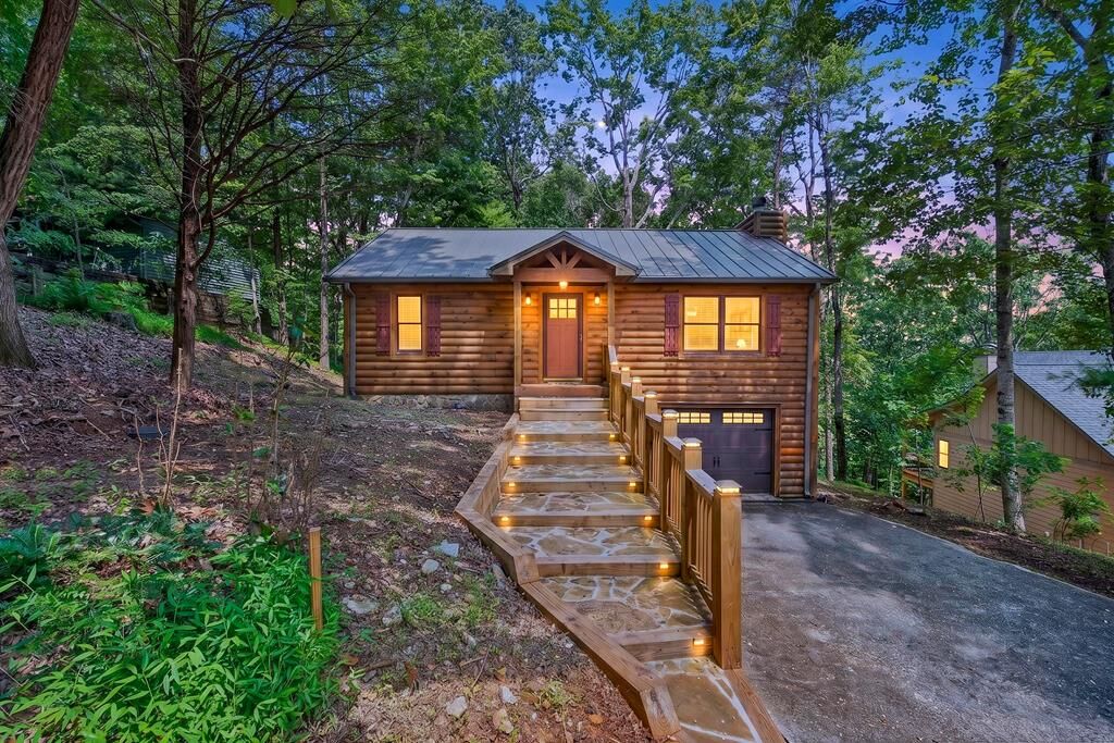 Property Photo:  986 Mountain Oak Road  GA 30536 