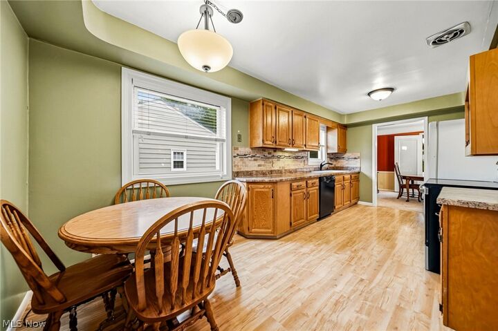 Property Photo: 5117 Thornbury Road OH 44124