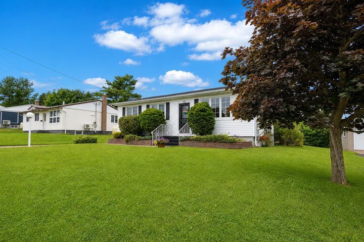 Property Photo: 182 Leeside Drive NS B1R 1S6