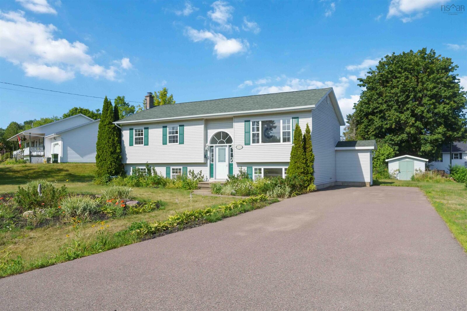 Property Photo: 1030 Club Crescent NS B4N 4Z5