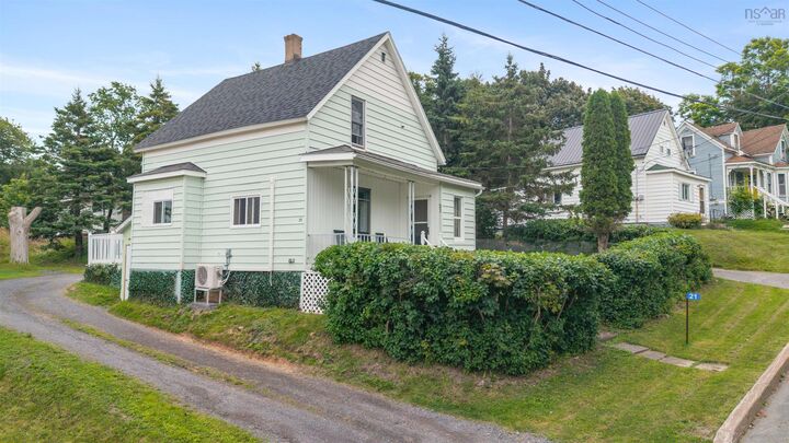 21 Hampson Street — photo 1