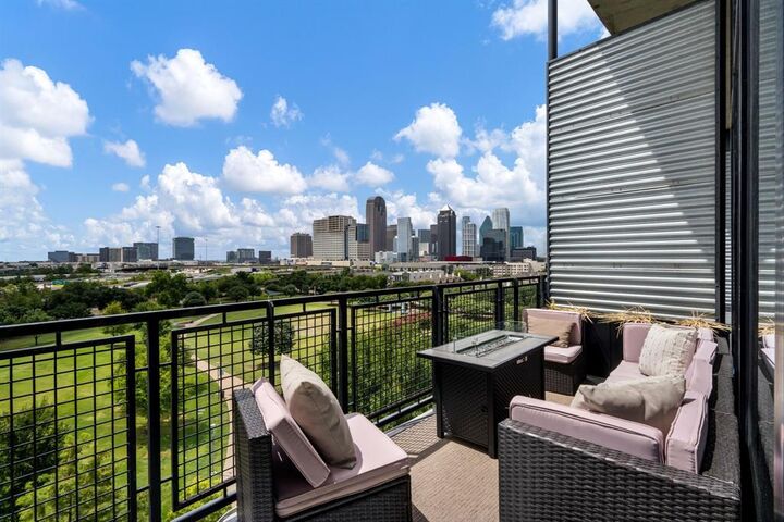 Property Photo:  3110 Thomas Avenue 725  TX 75204 