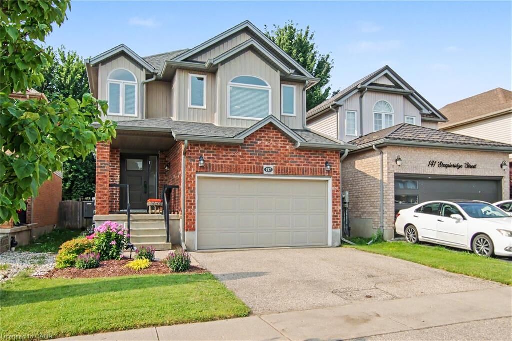 Property Photo: 137 Steepleridge Street ON N2P 2W2