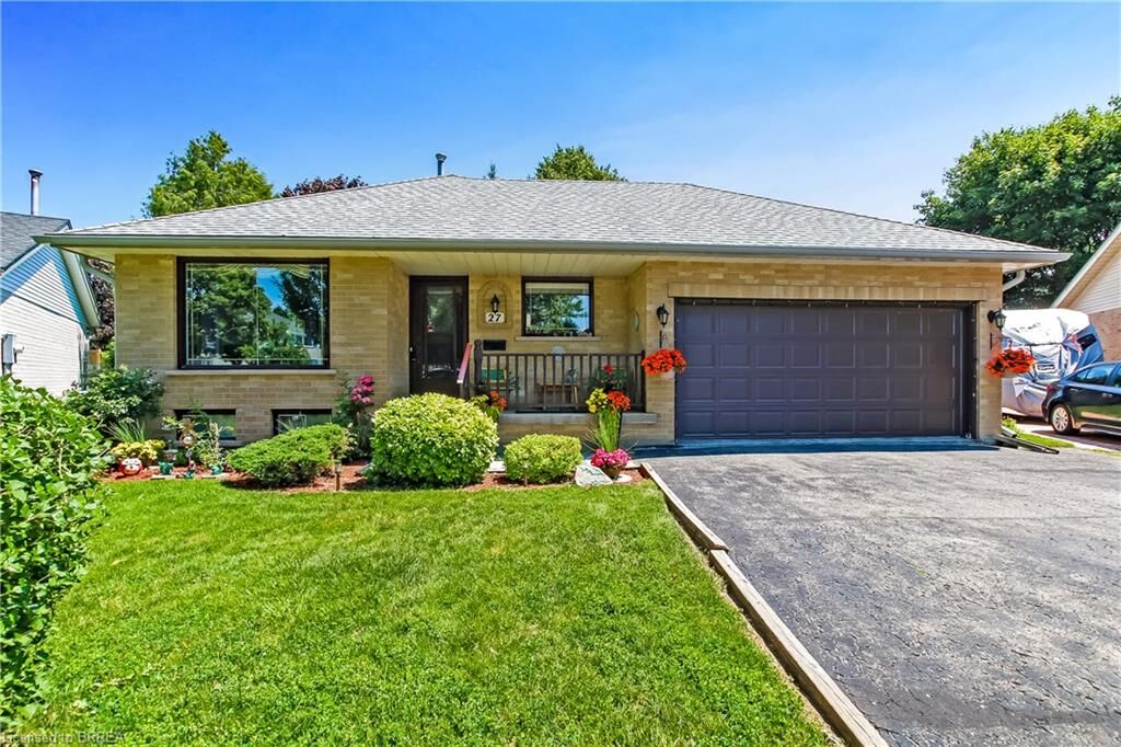 Property Photo:  27 O'Rourke Place  ON N4S 8T9 