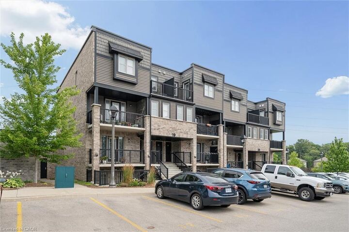 Property Photo:  1989 Ottawa Street S 19D  ON N2E 0G7 