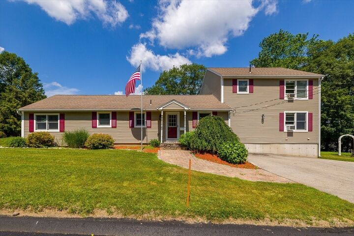 Property Photo:  3 Arrowhead Ave  MA 01501 