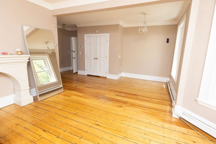 Property Photo: 29 Monument Sq 2 MA 02129