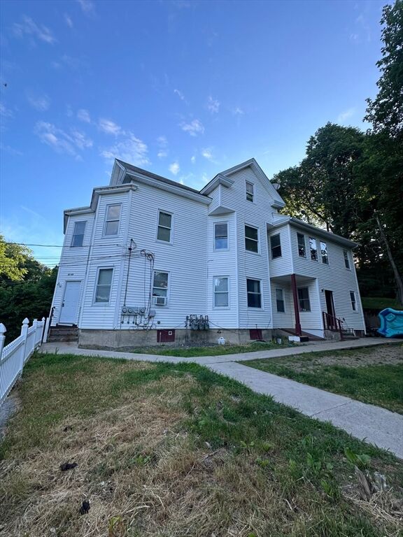 Property Photo:  47 Longwood Ave 2  MA 01420 