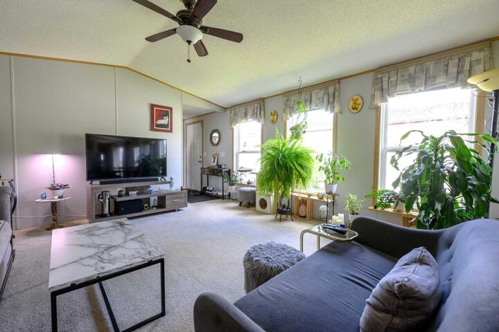 Property Photo:  8505 90A Street  AB T8V 2M8 