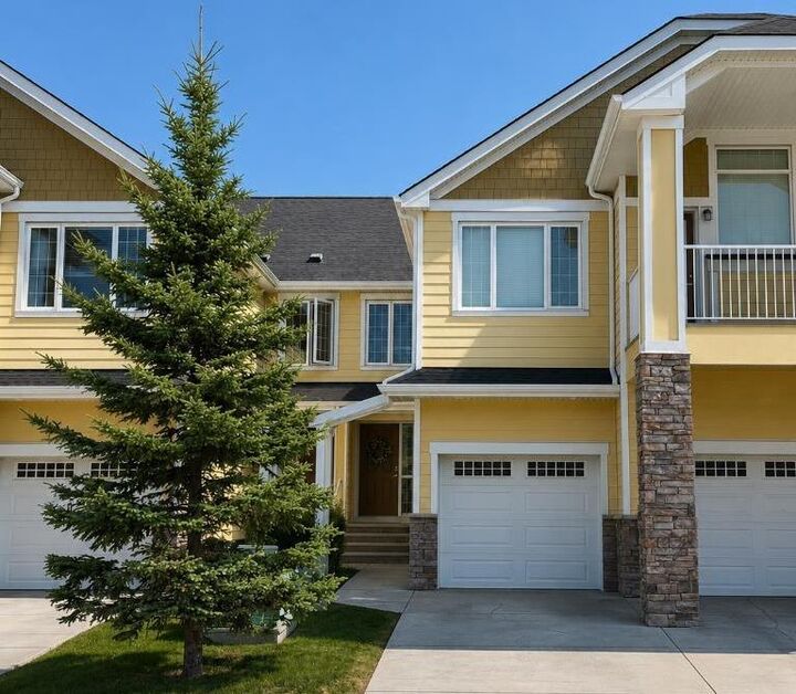2400 Ravenswood View SE 802 — photo 1