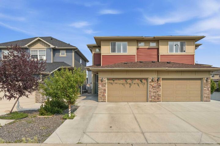 190 Saddlelake Way NE — photo 1