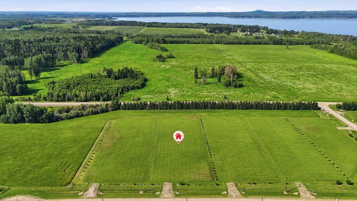 Property Photo:  410 62036 Twp Rd 462  AB T0C 0T0 