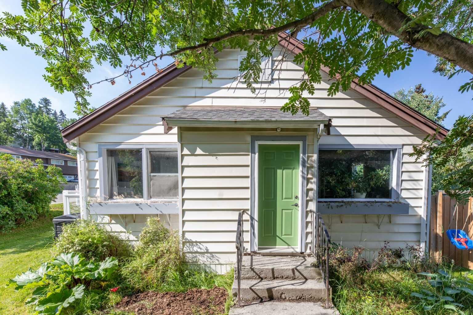 Property Photo:  115 Meadow Drive  AB T7V 1N8 