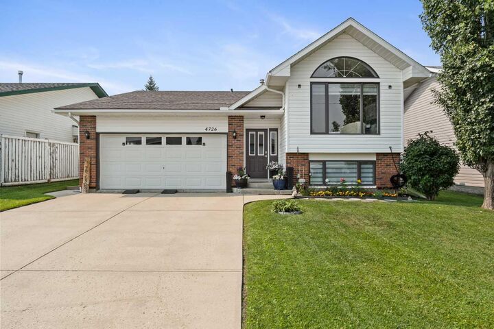 Property Photo:  4726 44  Street  AB T0E 1N0 