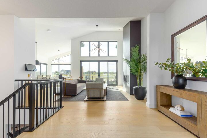 Property Photo: 61 Silverhorn Boulevard AB T3R 0X3