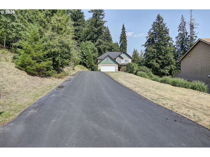 Property Photo:  948 Edinburgh Ct  WA 98626 