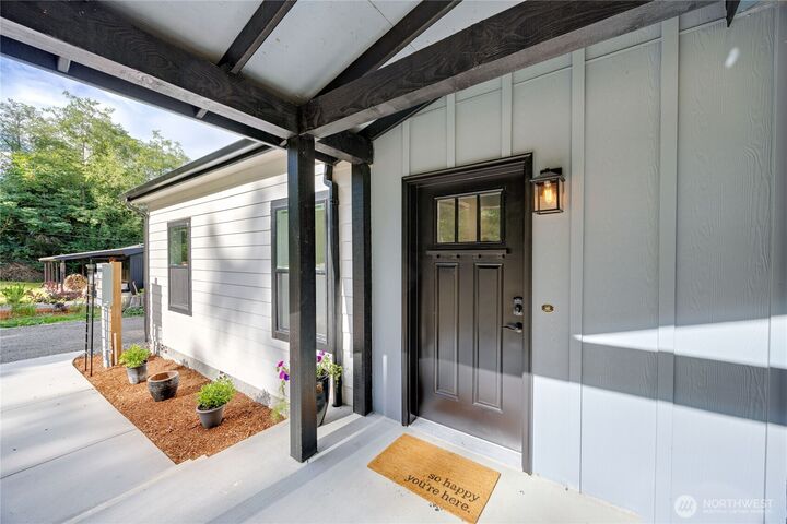 Property Photo: 21351 Howard Avenue WA 98346