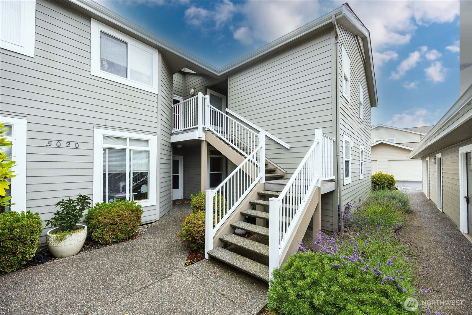 Property Photo:  5020  Festival Boulevard 1D  WA 98226 