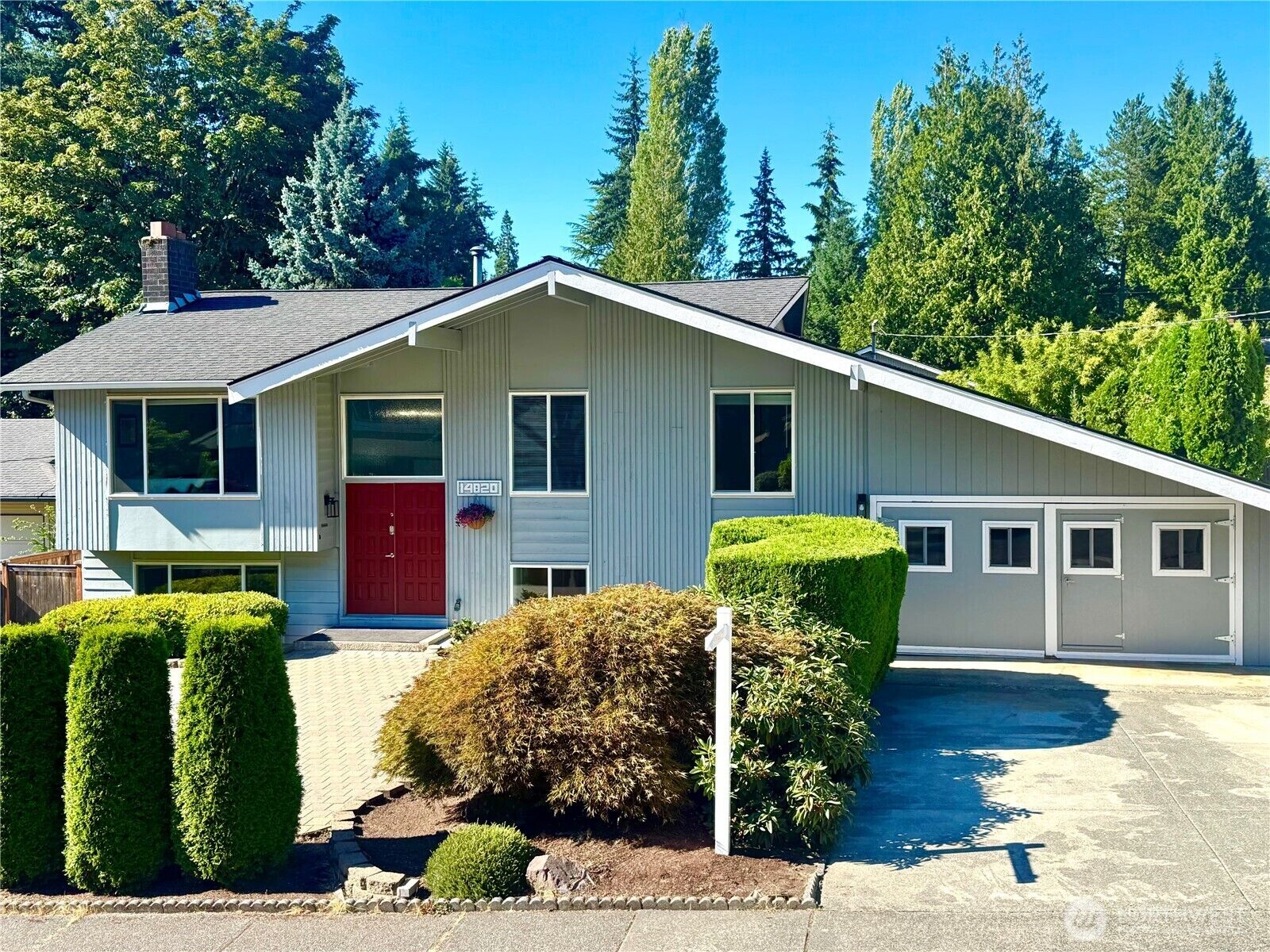 Property Photo:  14820 NE 12th Street  WA 98007 