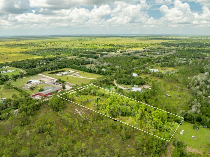 Property Photo:  12460 79th Street  FL 32948 