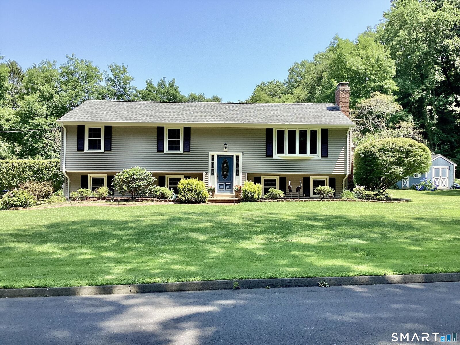 Property Photo:  289 New England Road  CT 06437 