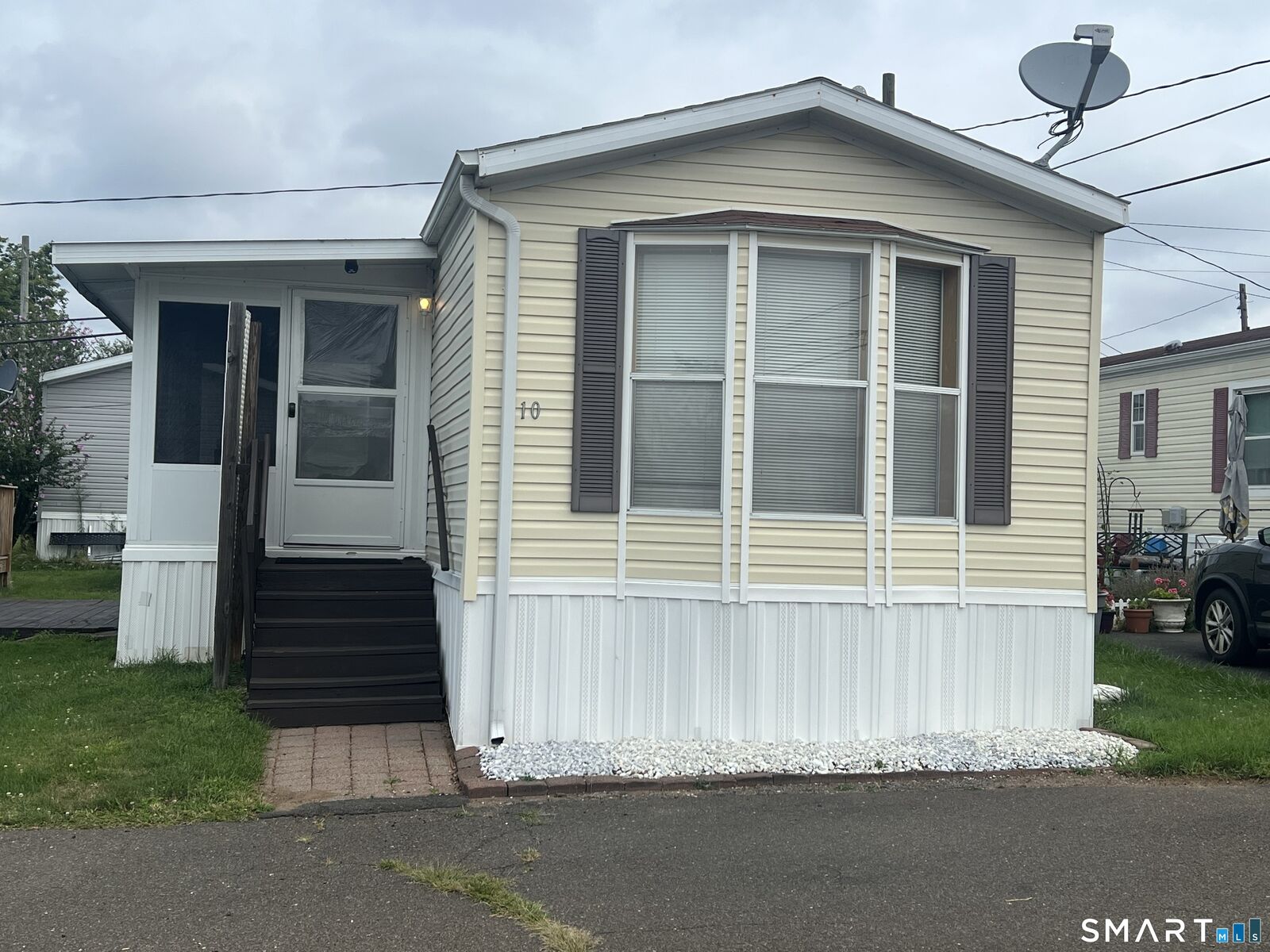 Property Photo:  19 Leetes Island Road Lot 10  CT 06405 