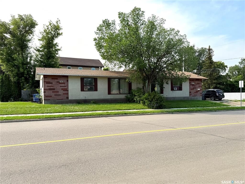 Property Photo:  1491 98th Street A/B  SK S9A 0M3 