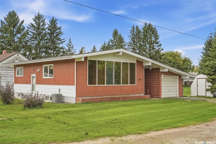 Property Photo: 202 Princess Avenue W SK S0J 1A0