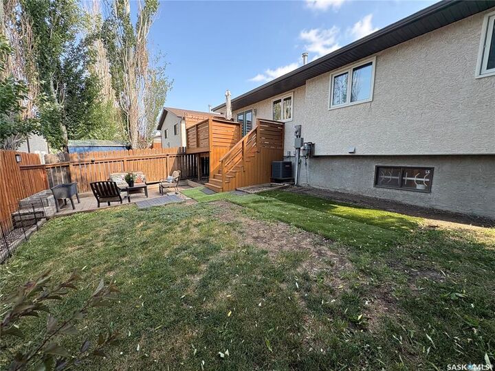 Property Photo:  7202 Lawrence Drive  SK S4X 3X7 