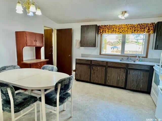 Photo de la propriété:  520 3rd Street  SK S0K 2A0 