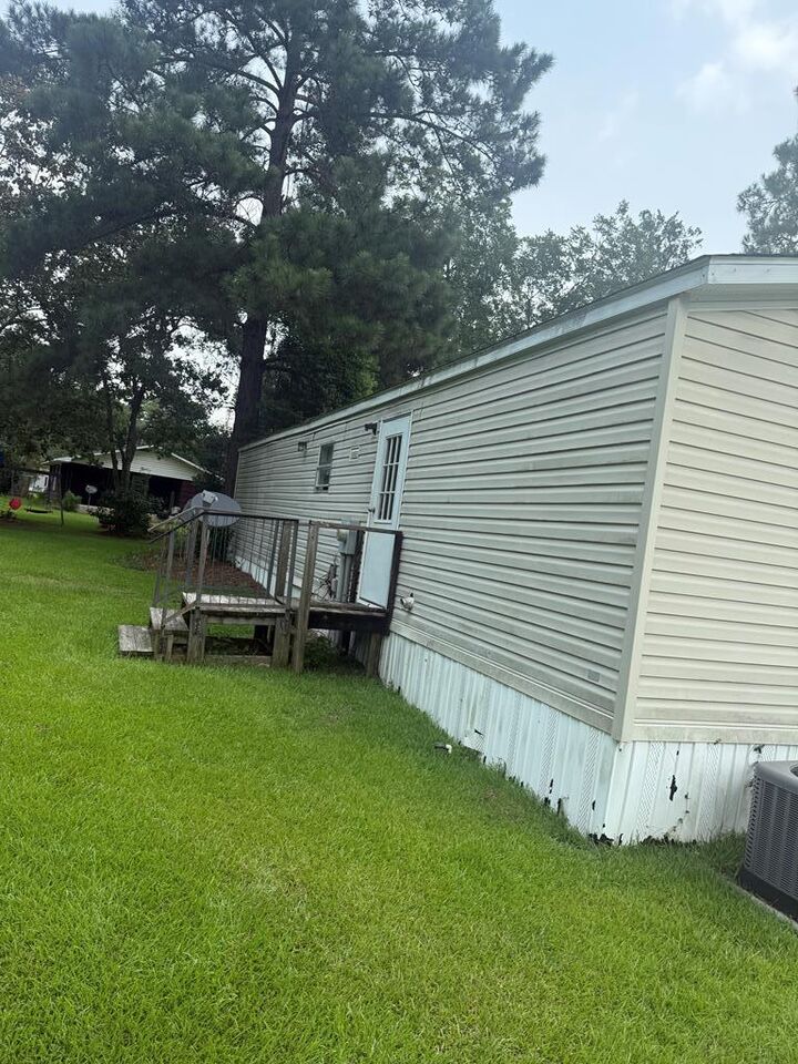 Property Photo:  816 Vo Tech Drive  GA 31774 