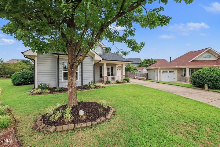 Property Photo: 762 Arrowhead Lake Court NC 27526