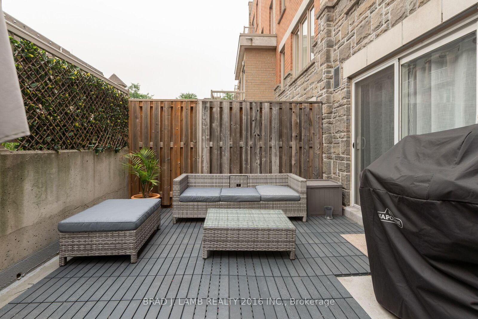 Property Photo:  25 Turntable Crescent Th# 137  ON M6H 4K8 