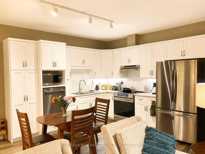 Property Photo: 2380 9th Avenue E 24 ON N4K 3H5