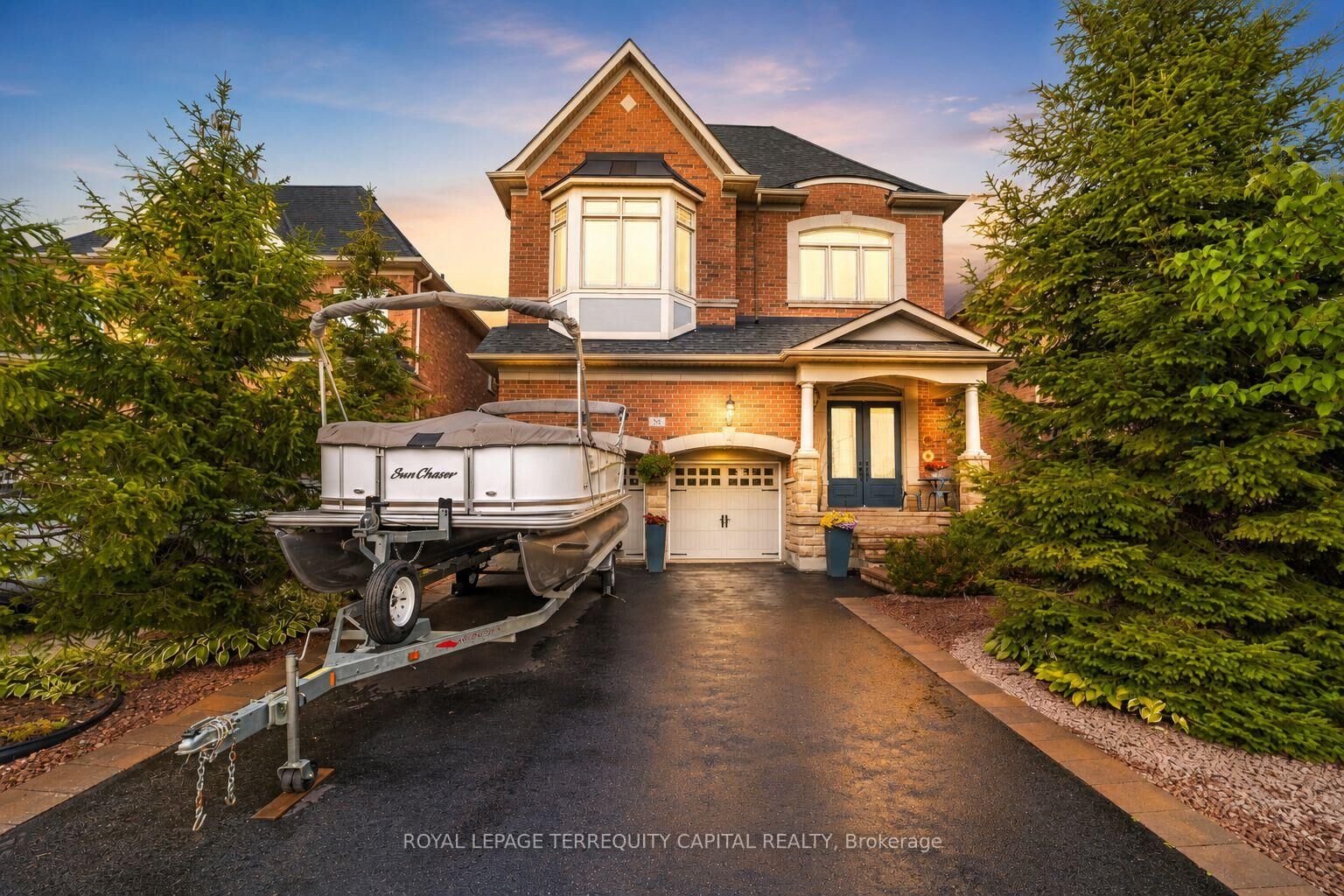 Property Photo: 55 Ironside Drive ON L4H 3R9