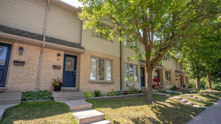 Property Photo: 925 Lawson Road 39 ON N6G 4X3