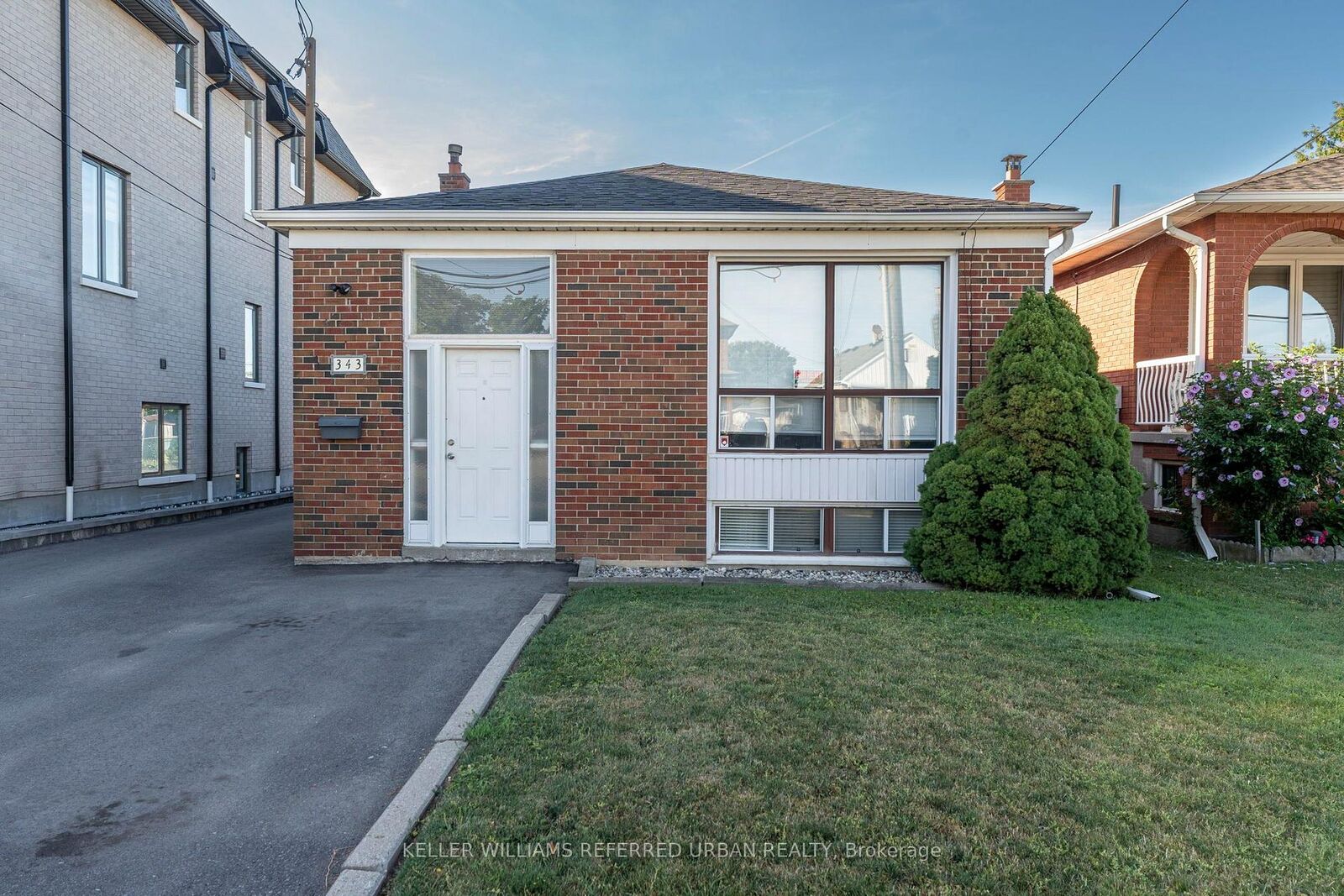 Property Photo: 343 Ranee Avenue Lower ON M6A 1N9