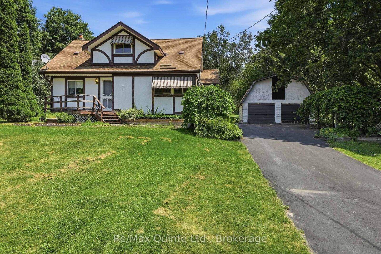 Property Photo:  287 Drewery Street  ON K0K 1H0 